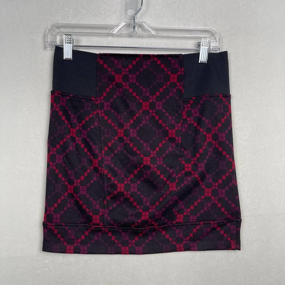 Free People Stretch Skirt‎ Black Purple Pink Comb Pattern, Size Small - Picture 6 of 10